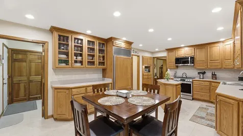 1134 Wintergreen Court Batavia IL 60510