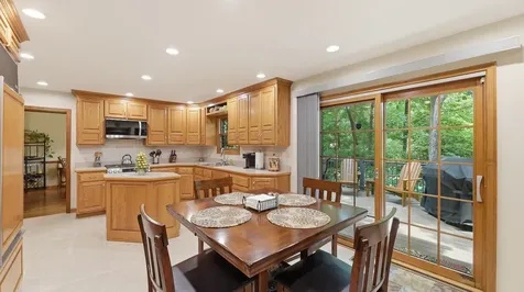 1134 Wintergreen Court Batavia IL 60510