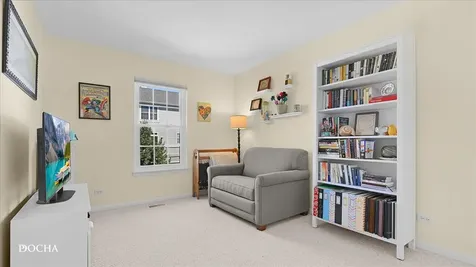 2637 North Greenwood Place Arlington Heights IL 60004