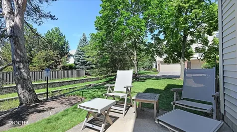 2637 North Greenwood Place Arlington Heights IL 60004