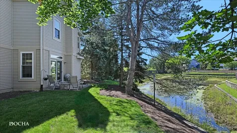 2637 North Greenwood Place Arlington Heights IL 60004