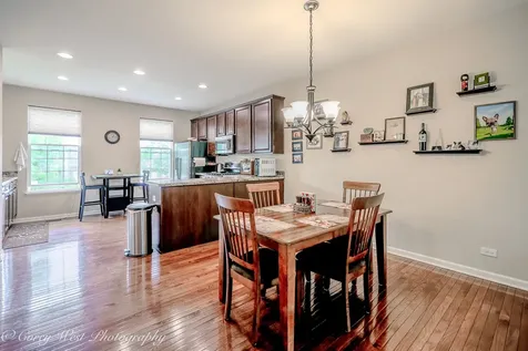 4062 Pompton Avenue Elgin IL 60124