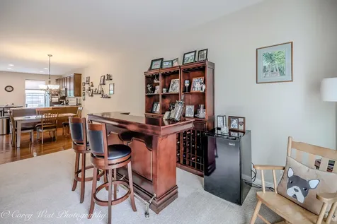 4062 Pompton Avenue Elgin IL 60124