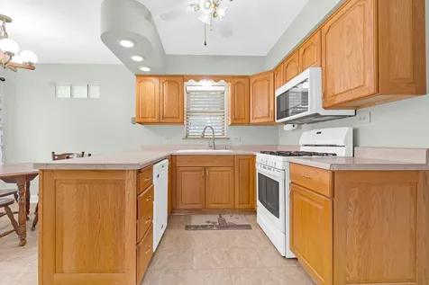 9804 South Springfield Avenue Evergreen Park IL 60805