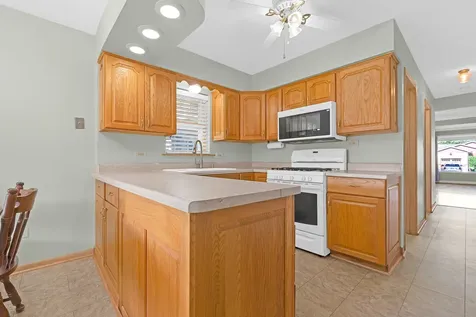 9804 South Springfield Avenue Evergreen Park IL 60805