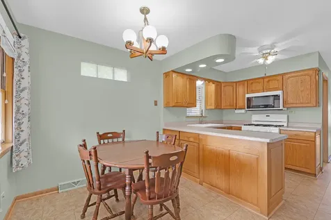 9804 South Springfield Avenue Evergreen Park IL 60805
