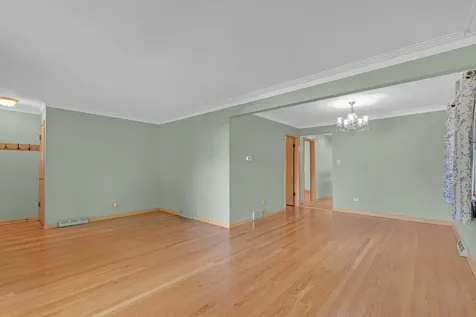 9804 South Springfield Avenue Evergreen Park IL 60805