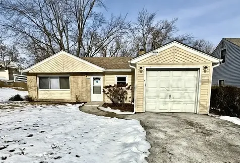 2904 Woodworth Place Hazel Crest IL 60429