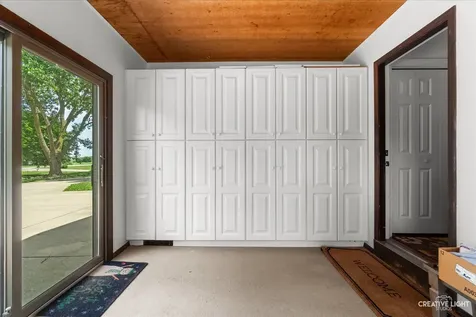 1N090 Kaneview Court Maple Park IL 60151
