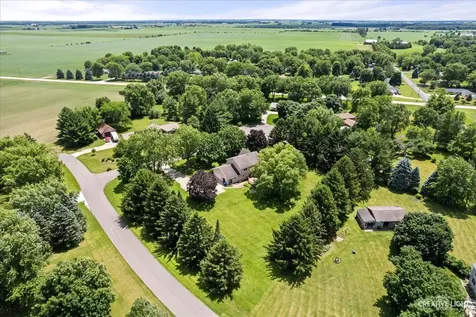 1N090 Kaneview Court Maple Park IL 60151