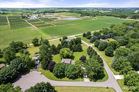1N090 Kaneview Court Maple Park IL 60151
