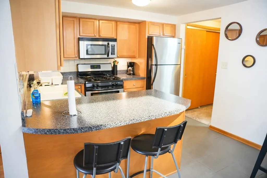 6845 North Northwest Highway Chicago IL 60631