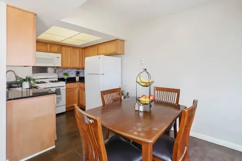 2081 North Ginger Circle Palatine IL 60074