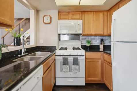 2081 North Ginger Circle Palatine IL 60074