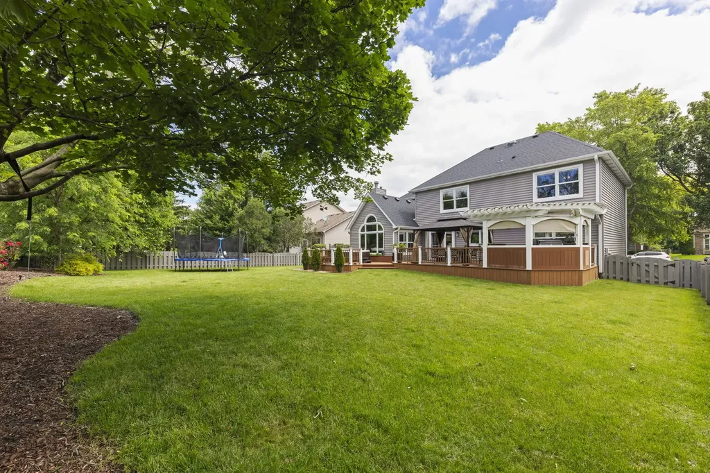 5008 Switch Grass Lane Naperville IL 60564