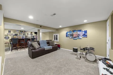 5008 Switch Grass Lane Naperville IL 60564