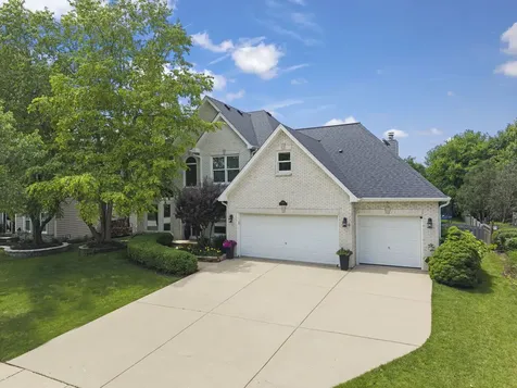 5008 Switch Grass Lane Naperville IL 60564