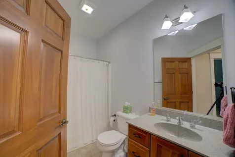 1646 North 2050 East Road Watseka IL 60970