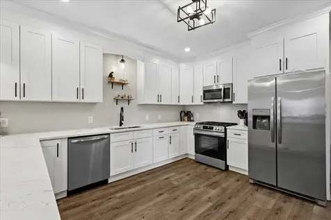 619 South Myrtle Avenue Kankakee IL 60901