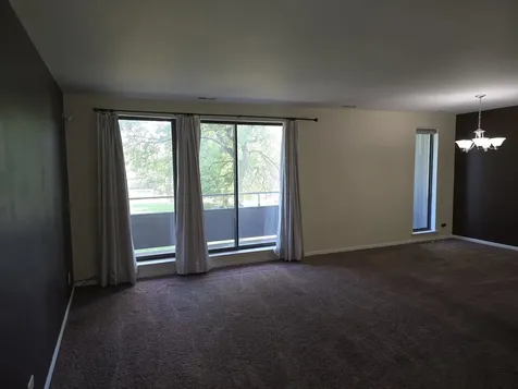 7 East Carriageway Drive Hazel Crest IL 60429