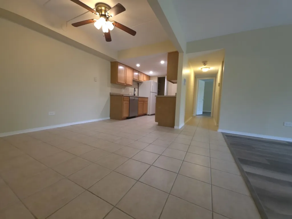 1665 Coach Drive Naperville IL 60565