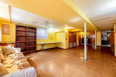 4354 South Komensky Avenue Chicago IL 60632