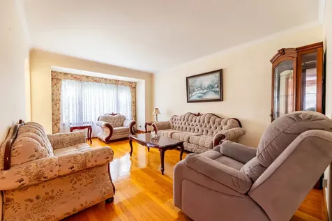 4354 South Komensky Avenue Chicago IL 60632