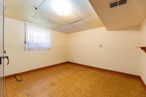 4354 South Komensky Avenue Chicago IL 60632