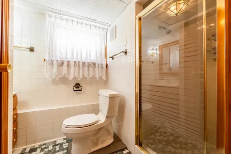 4354 South Komensky Avenue Chicago IL 60632