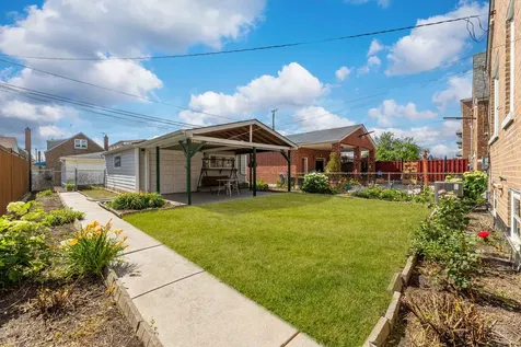 4354 South Komensky Avenue Chicago IL 60632