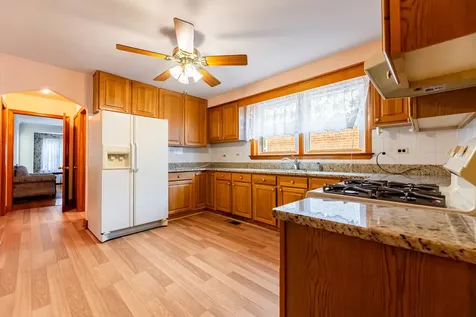 4354 South Komensky Avenue Chicago IL 60632
