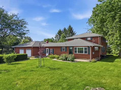 31040 Penrose Road Sterling IL 61081