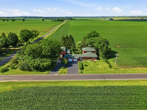 31040 Penrose Road Sterling IL 61081
