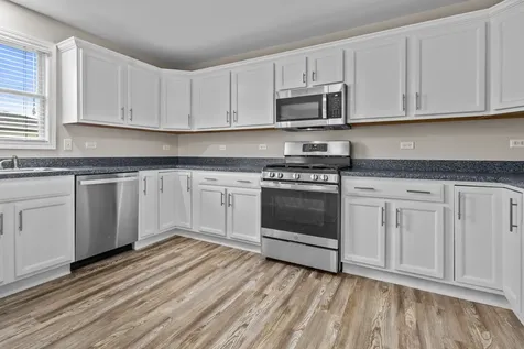300 Quail Hollow Drive Beecher IL 60401