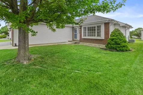 300 Quail Hollow Drive Beecher IL 60401