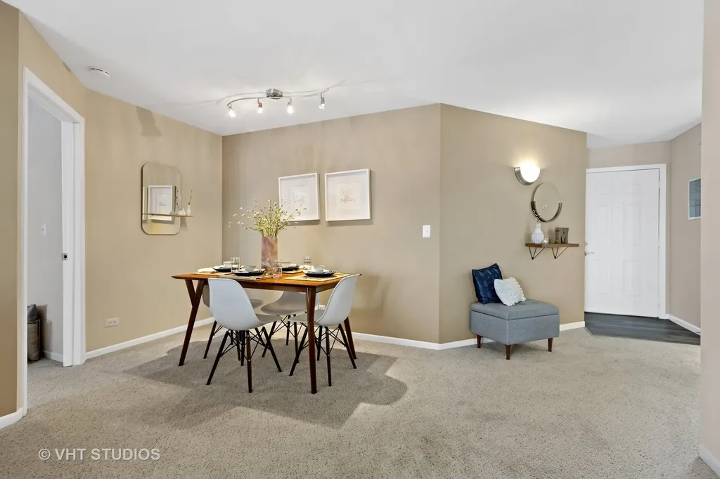 1651 Westminster Drive Naperville IL 60563