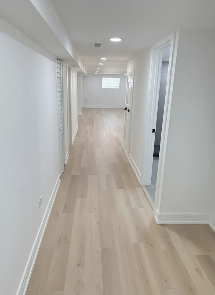 7606 South Paxton Avenue Chicago IL 60649