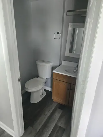 7139 West 74th Street Chicago IL 60638