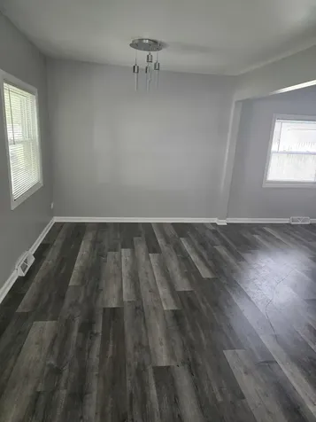 7139 West 74th Street Chicago IL 60638