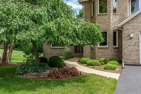 11307 Ridgecrest Drive Roscoe IL 61073