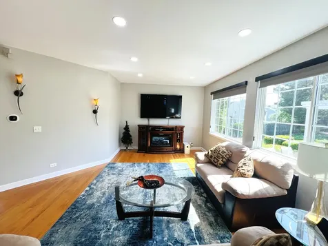 416 Ptarmigan Place Lindenhurst IL 60046