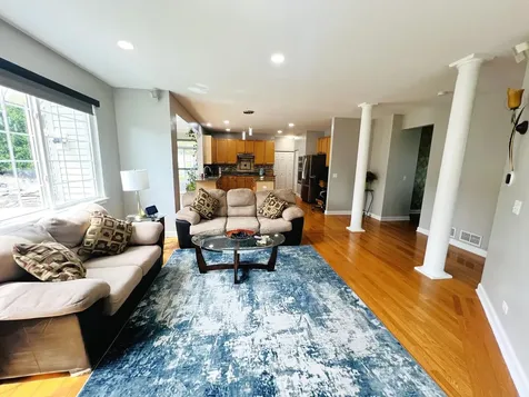 416 Ptarmigan Place Lindenhurst IL 60046