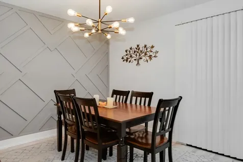 8251 Mulberry Court Palos Hills IL 60465