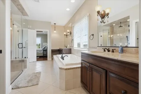 1406 Watersound Way Bloomington IL 61705