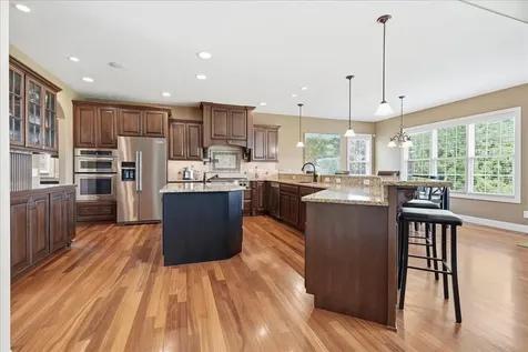1406 Watersound Way Bloomington IL 61705