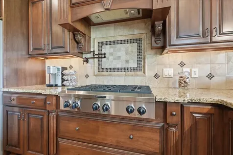 1406 Watersound Way Bloomington IL 61705