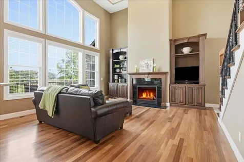 1406 Watersound Way Bloomington IL 61705