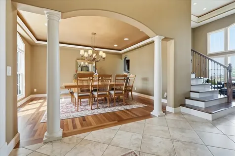 1406 Watersound Way Bloomington IL 61705