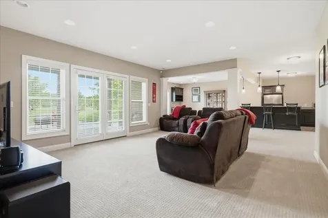1406 Watersound Way Bloomington IL 61705
