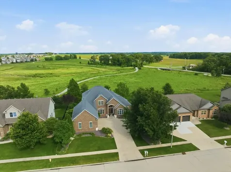1406 Watersound Way Bloomington IL 61705